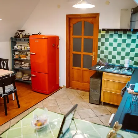 Kiralyszeke Apartmán *